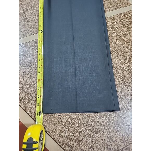 Van Heusen 36x36 Dress Pants Men's Grey Polyester Flat Front Straight Leg Preppy - Picture 4 of 10